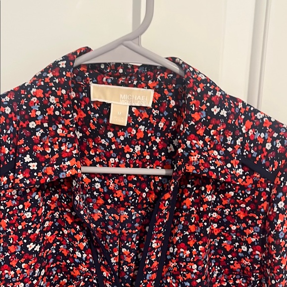 MICHAEL Michael Kors Blue and Red Floral Print 3/4 Sleeve Notched Collar Blouse - Picture 6 of 6